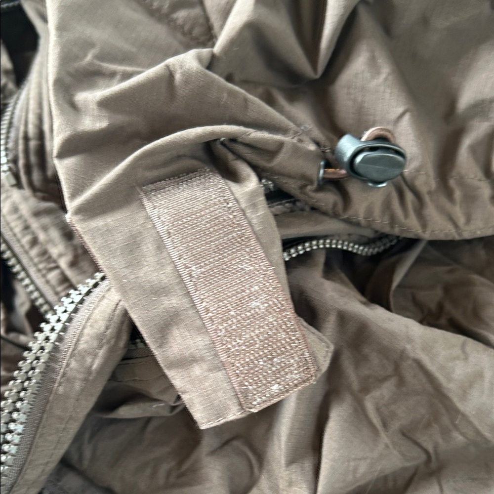 Superdry Brown Windbreaker Jacket - Picture 13 of 14